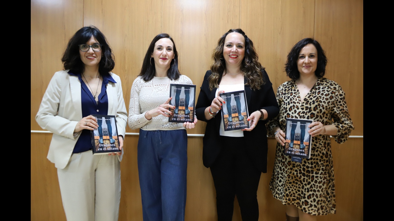 Presentación del libro 'Dragones en el sótano' de Pilar Gómez-Pastrana