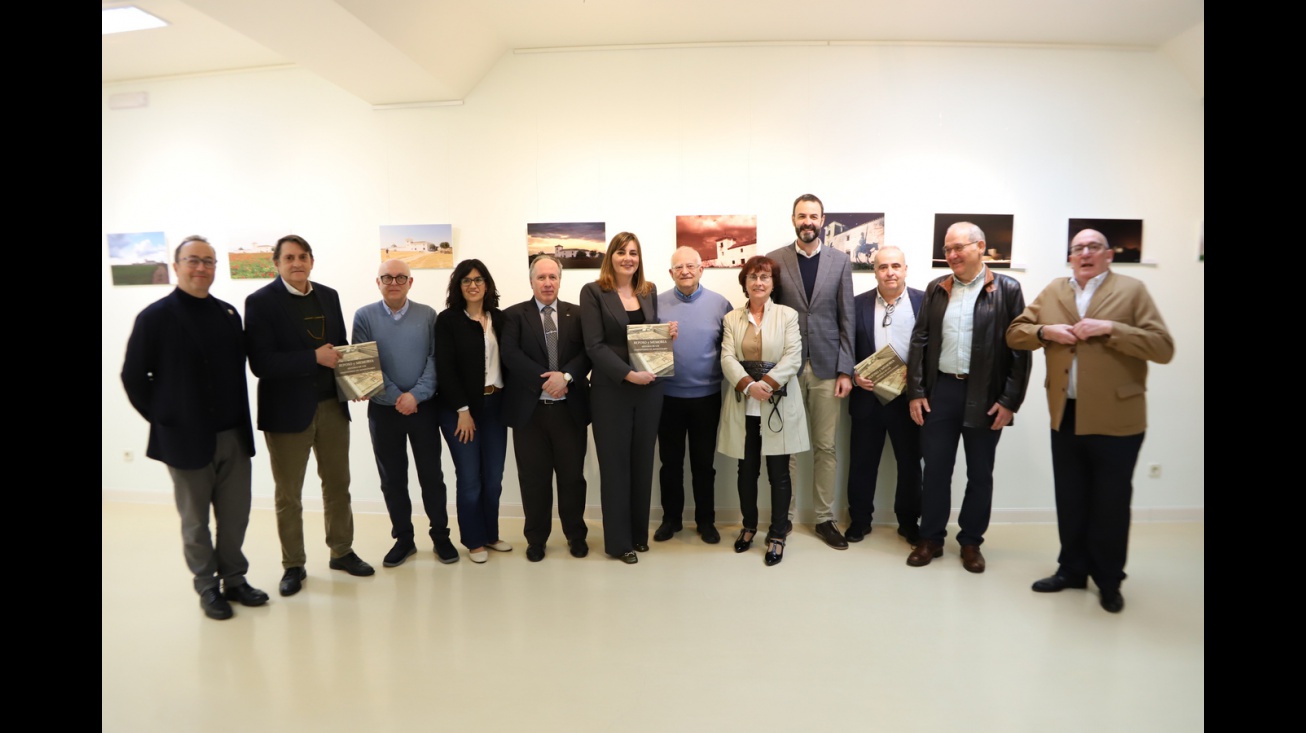 Presentación del libro 'Reposo y memoria. Historia de los cementerios de Manzanares'