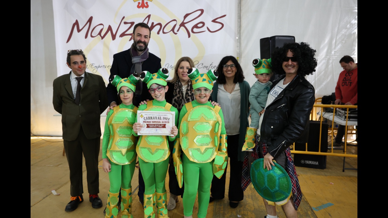 XXXVII concurso de disfraces infantiles