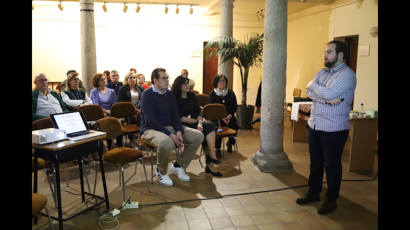 Aula Abierta 'Alhajas en La Mancha' por Jesús Torres