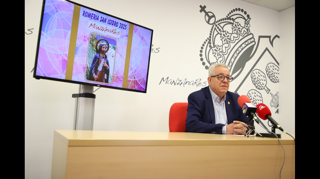 Candi Sevilla presenta los actos de la romería 2025