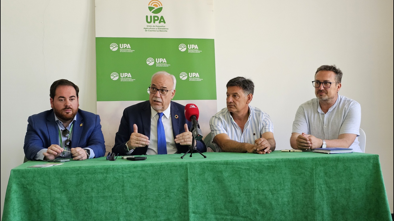Julián Nieva y Pablo Camacho participaron en la sectorial de UPA celebrada en Fercam 2025