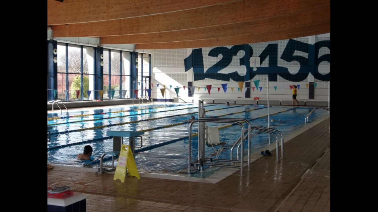 La piscina climatizada acoge la I Máster Class Acuática