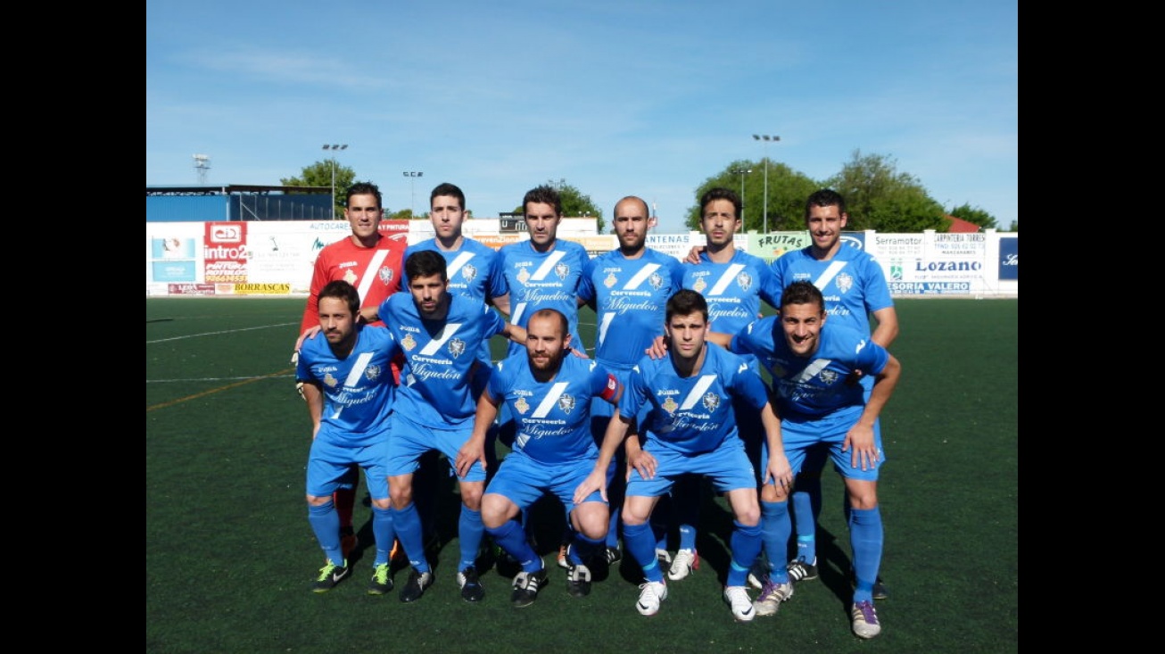 Último once titular de la temporada 2013/14 en el "José Camacho". Arriba (de izq. a der.): Rodri, Martín, Elías, Edu Olivares, Moraga y Saavedra. Abajo: Quique, Pirri, Carlos Olivares, Chule y Agus