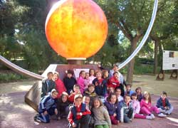 Visita de alumnos de primer Ciclo de Primaria del CEIP La Candelaria; autor: Elena Milla.